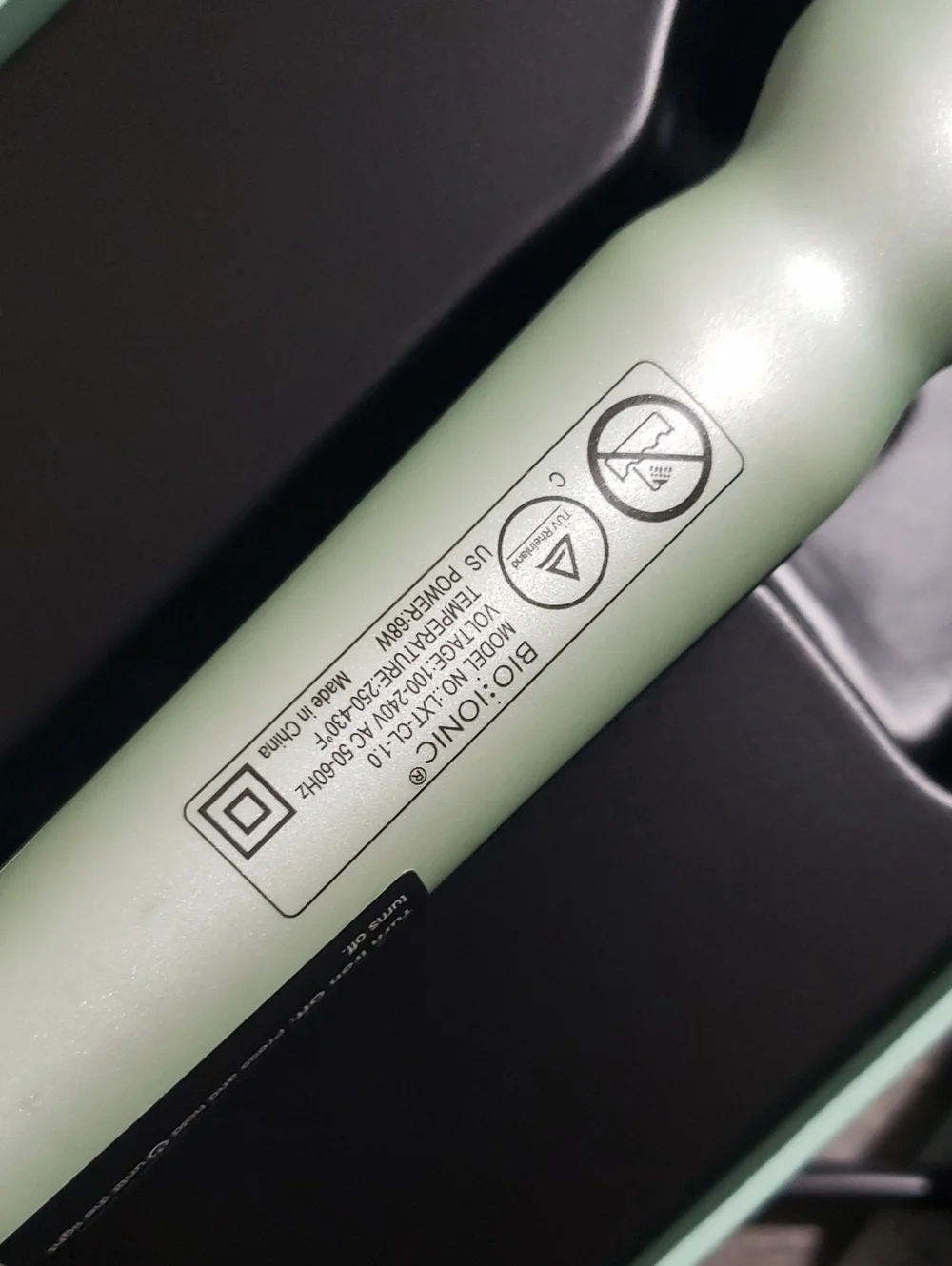 BIO IONIC Long Barrel Styler 1